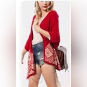 Umgee Knitted Kimono Red Cream Crochet Fringe Detail Asymmetrical Hem Sz S/M